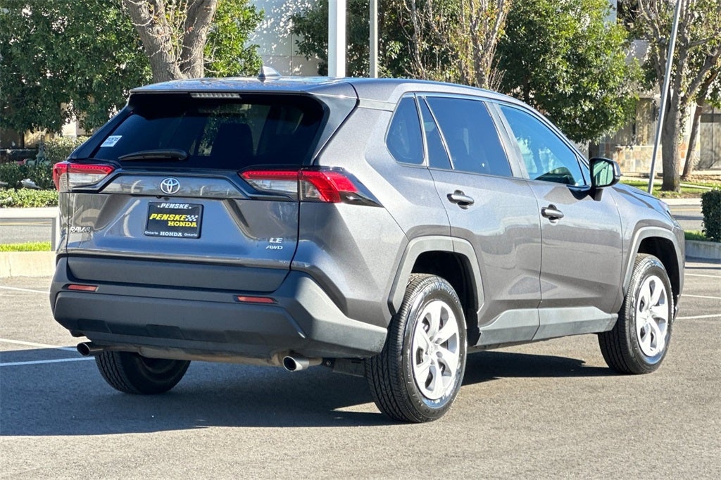 2024 Toyota RAV4 LE