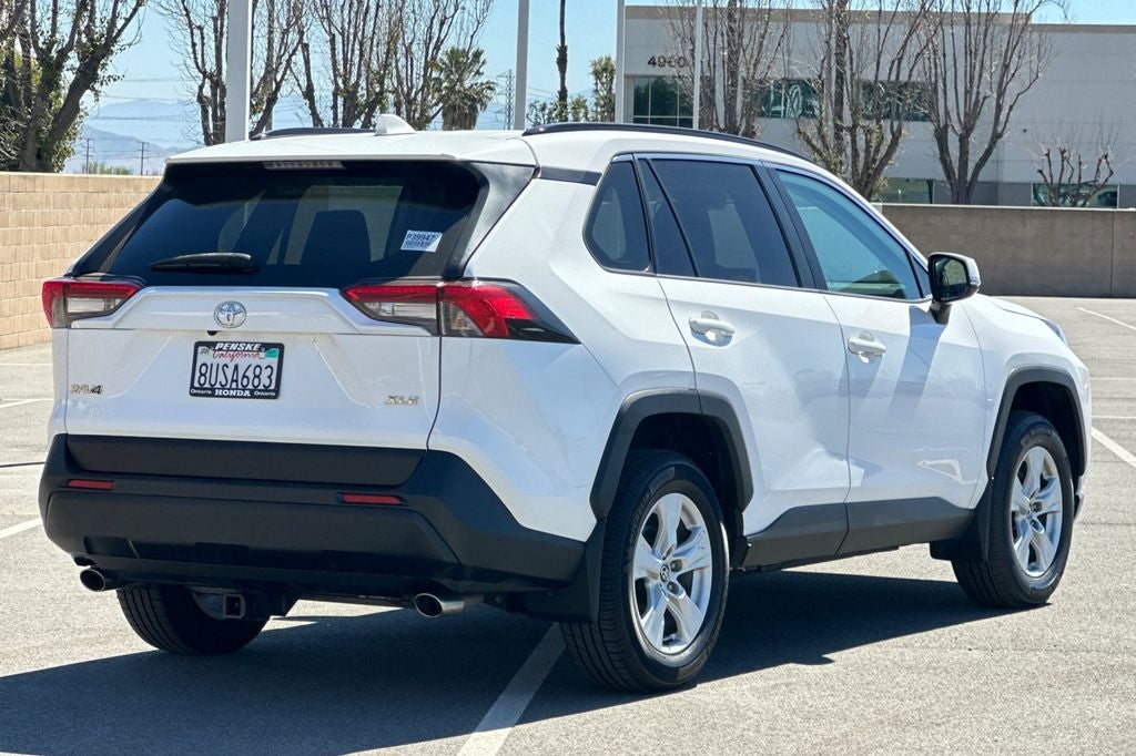 2021 Toyota RAV4 XLE