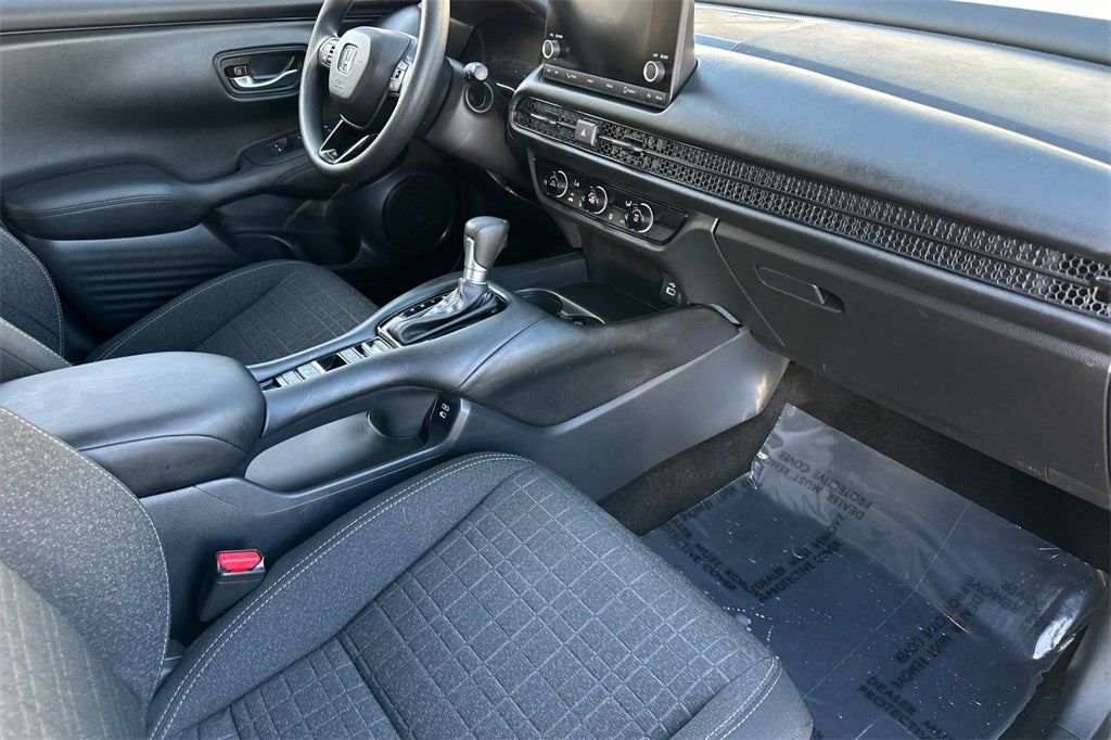 2025 Honda HR-V LX