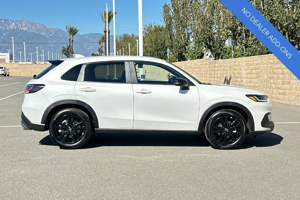 2026 Honda HR-V Sport - Photo 3