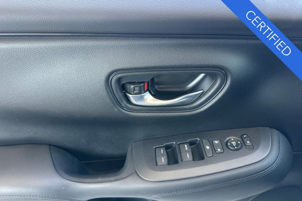 2025 Honda HR-V LX
