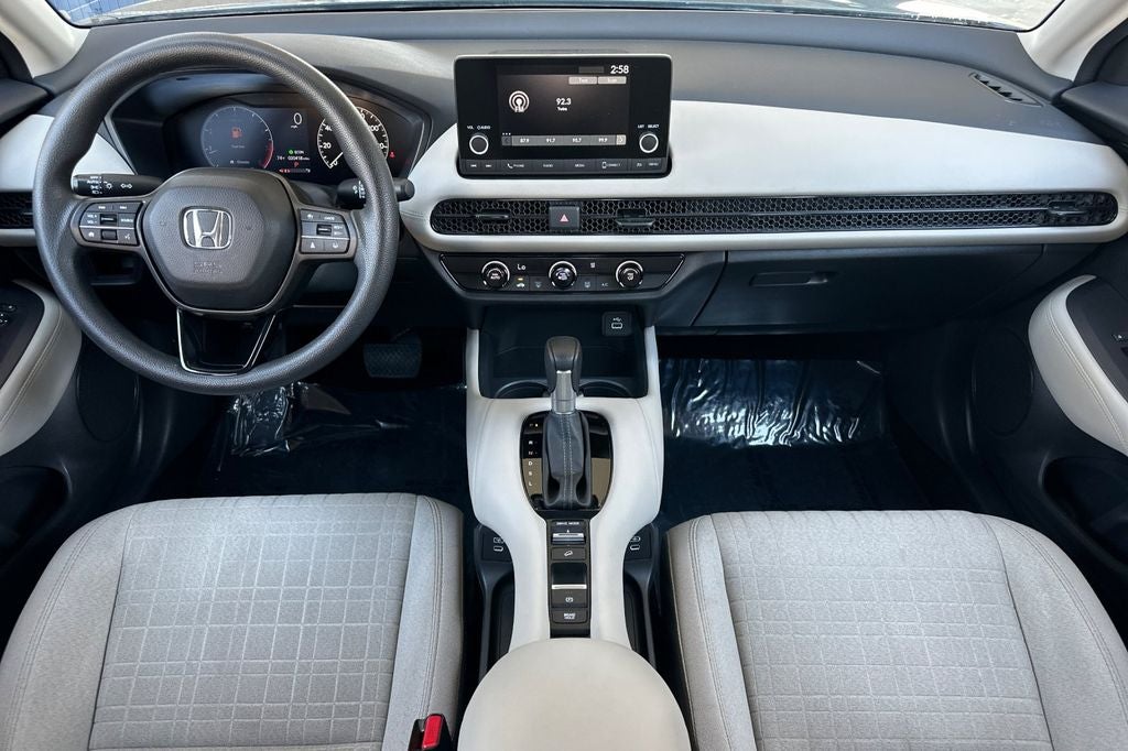 2025 Honda HR-V LX