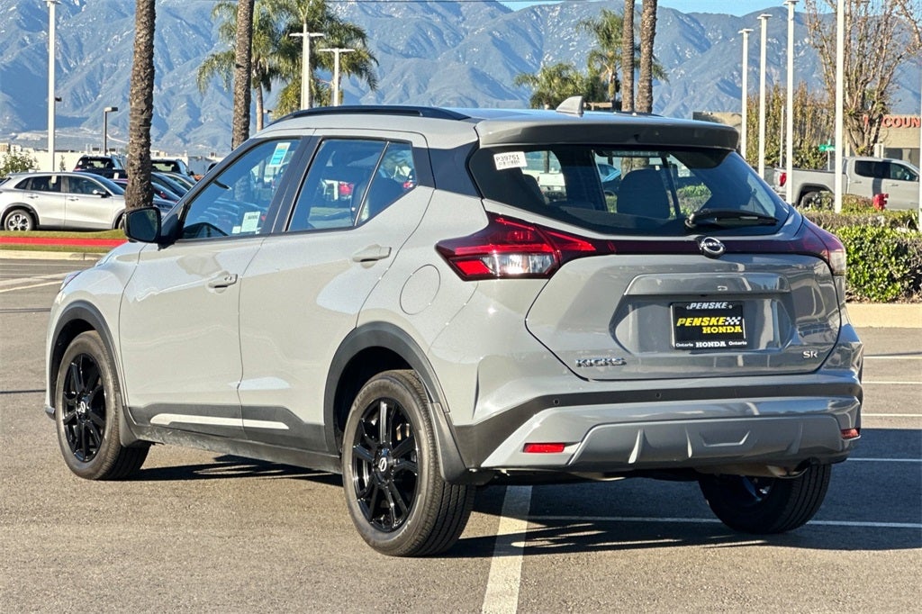 2024 Nissan Kicks SR