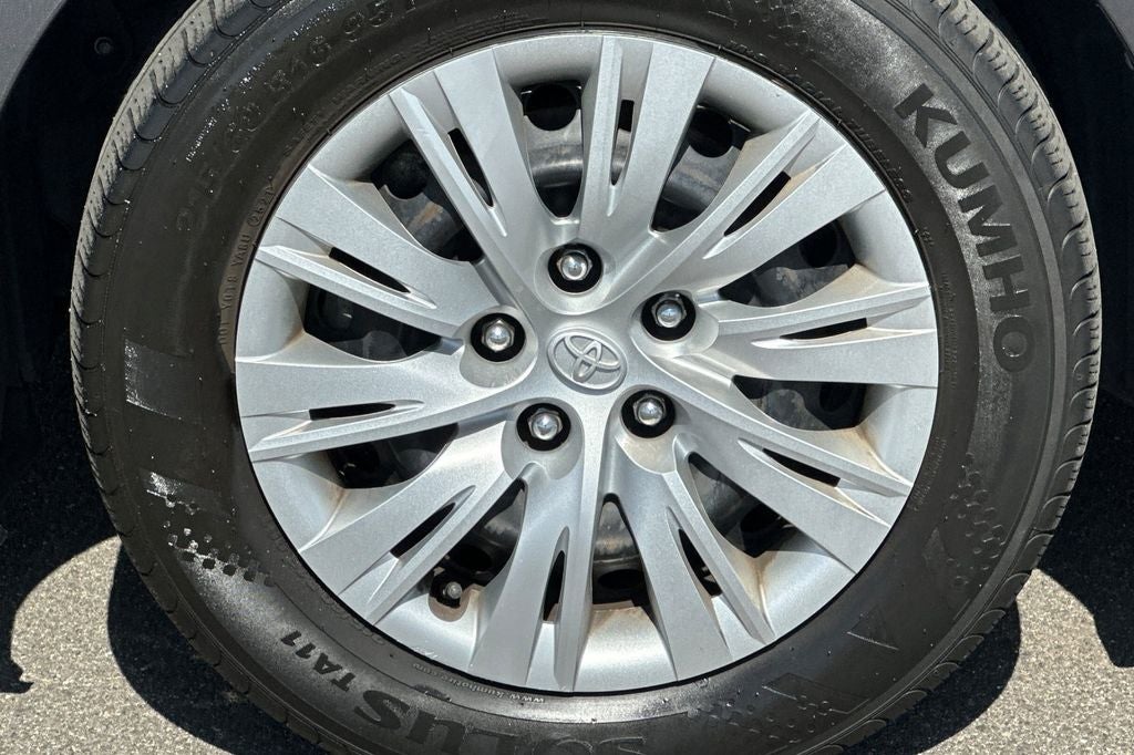 2013 Toyota Camry LE