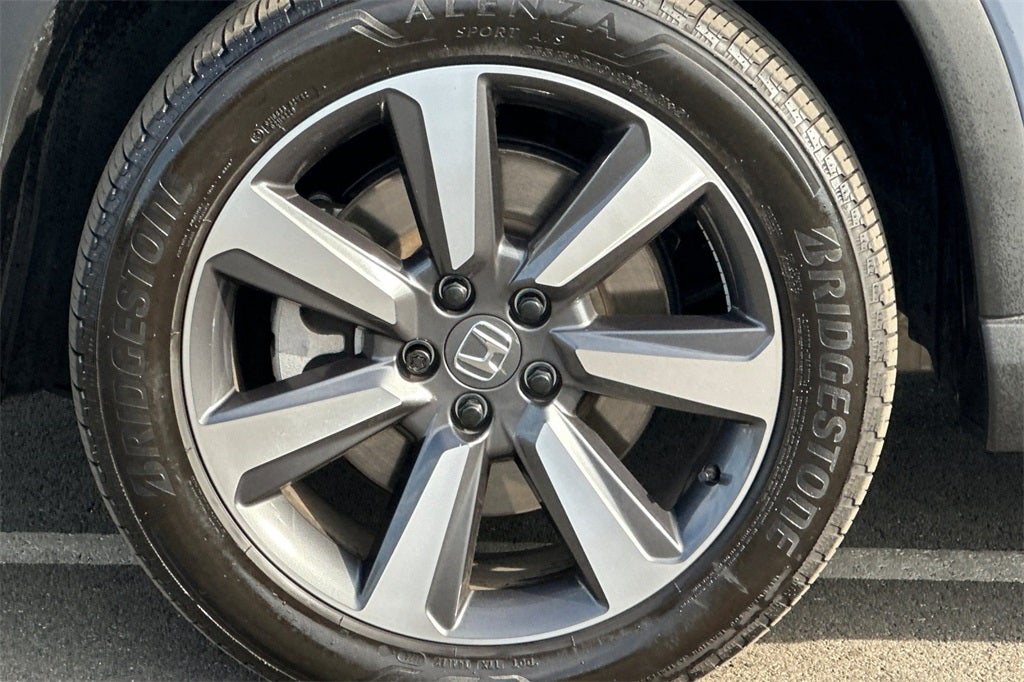 2025 Honda Pilot Elite