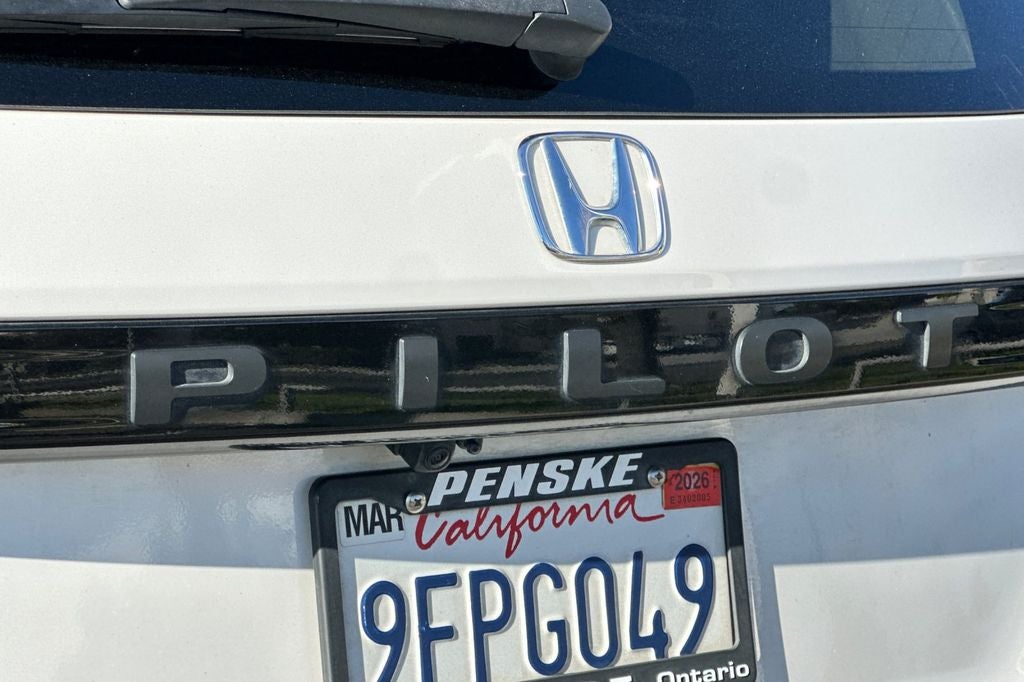 2023 Honda Pilot EX-L 8 Passenger
