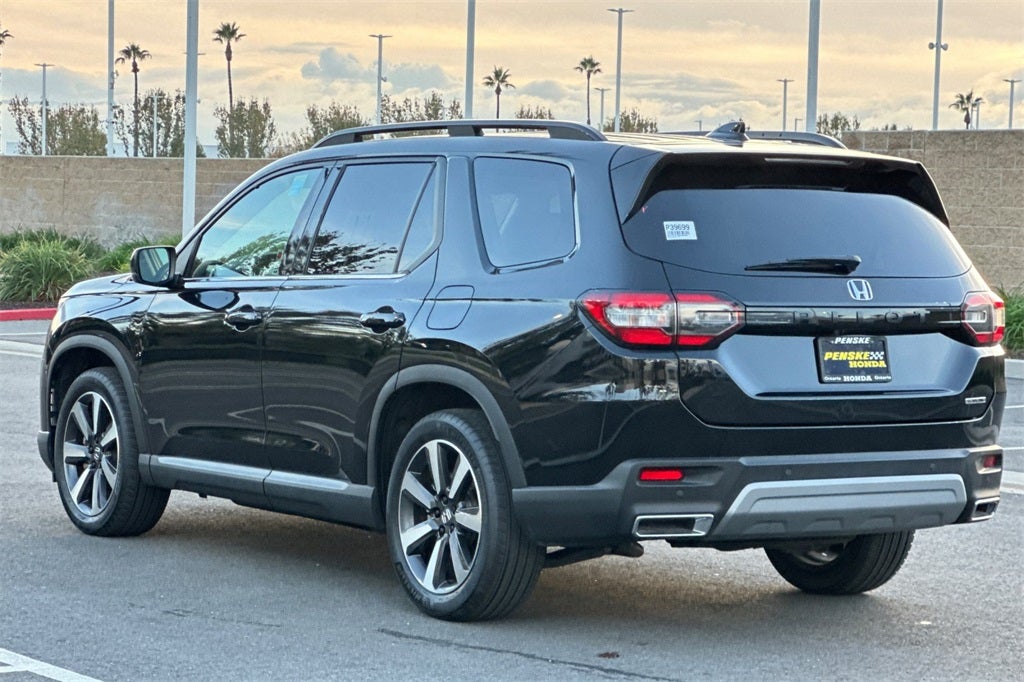 2025 Honda Pilot Touring