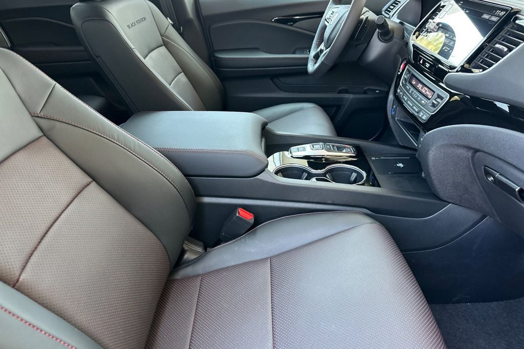 2025 Honda Ridgeline Black Edition