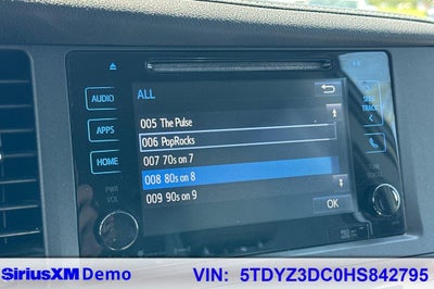 2017 Toyota Sienna XLE 8 Passenger