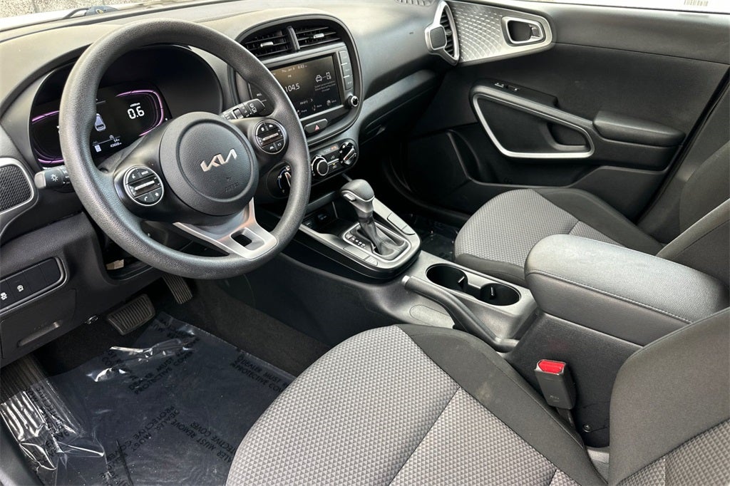 2024 Kia Soul LX